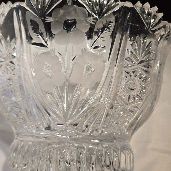 Bombonera de Cristal Embossed Clear Crystal Candy Dish with Lid - Picture 3 of 8